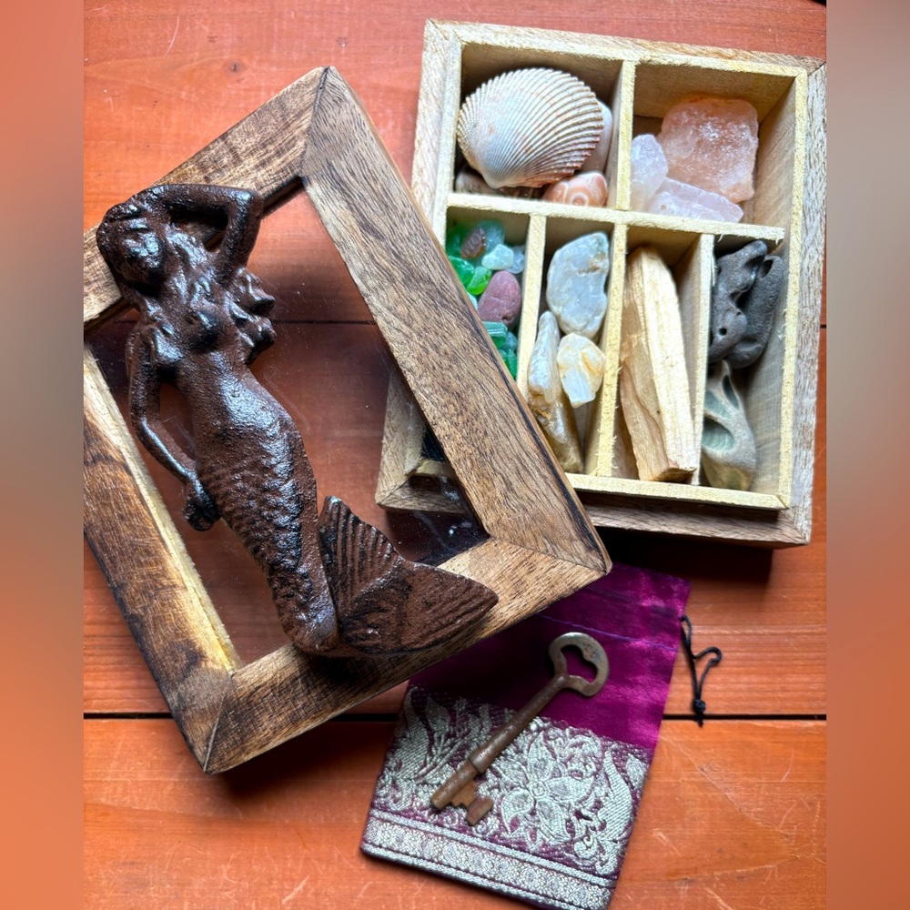Water Witch Ritual Kit Box Mermaid Lid Vintage Skeleton Key Hag Stones Crystals